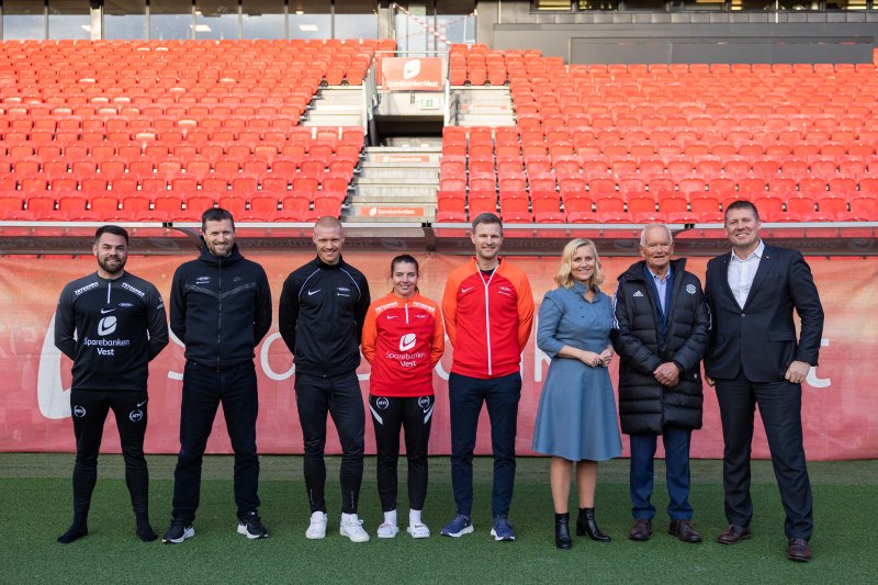 Fotballklubben Brann, Trond Mohn og Sparebanken Vest tar nye steg sammen. Foto: Janne Håland/Brann