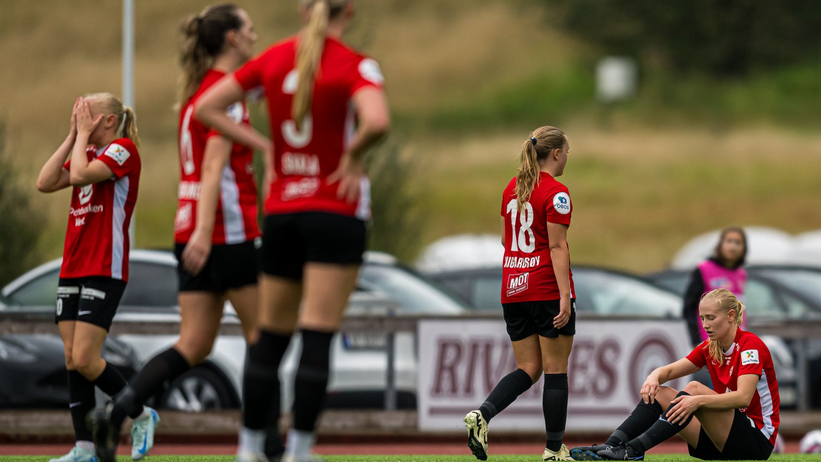 Arna-Bjørnar mistet ledelsen mot Kolbotn, men har alt å spille for utover høsten. Kampen om kvalikplassen er helt åpen. Foto: Marius Simensen / Bildbyrån