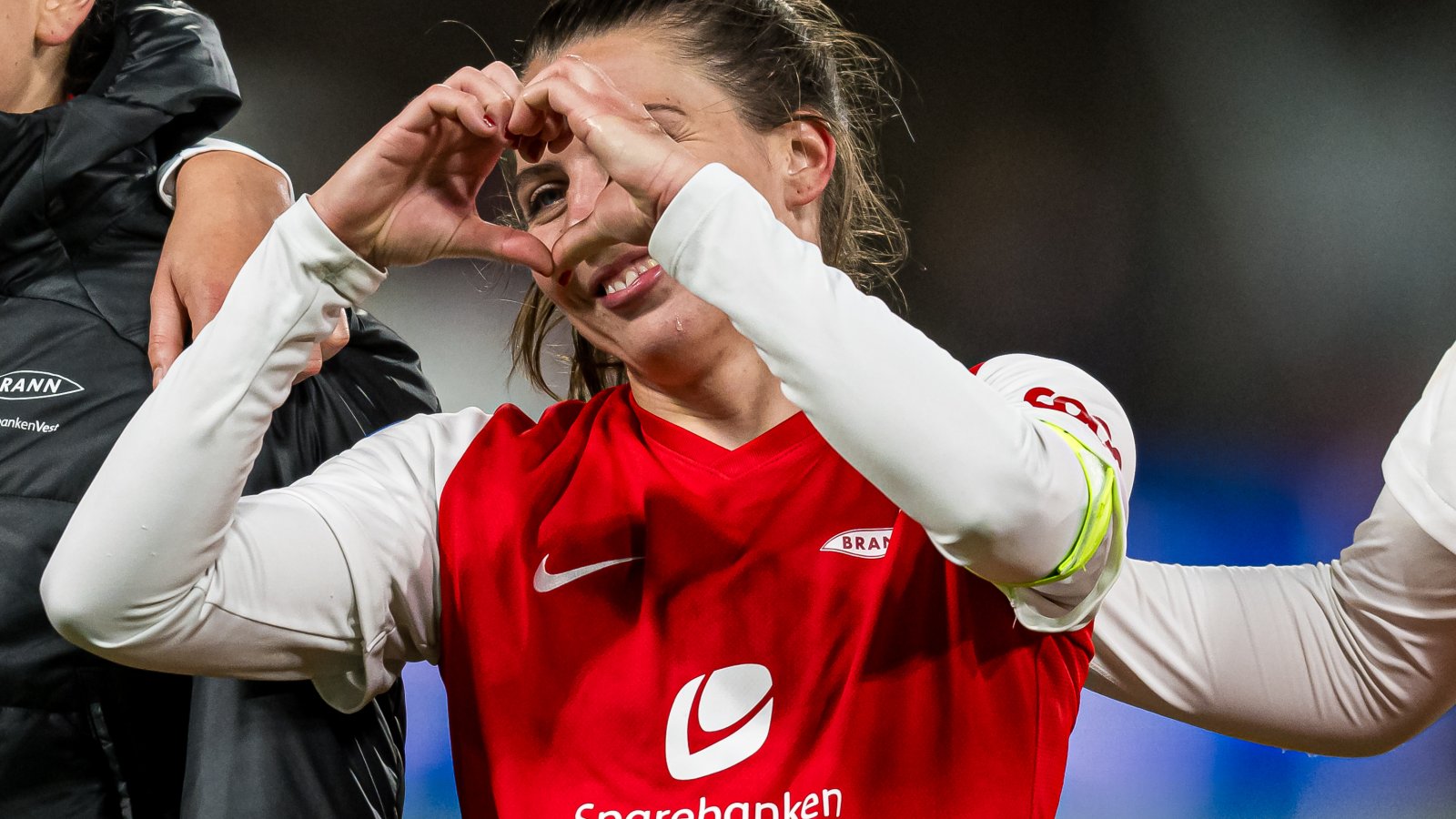 Cecilie Redisch Kvamme etter 1-2-tapet mot Barcelona i kvartfinalen i Champions League på Åsane Arena 20. mars. Foto: Marius Simensen/Bildbyrån