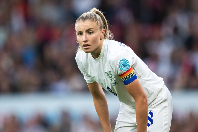 England og Arsenals Leah Williamson var én av mange stjerne som mistet sommerens VM i Australia og New Zealans. Foto: Bildbyrån