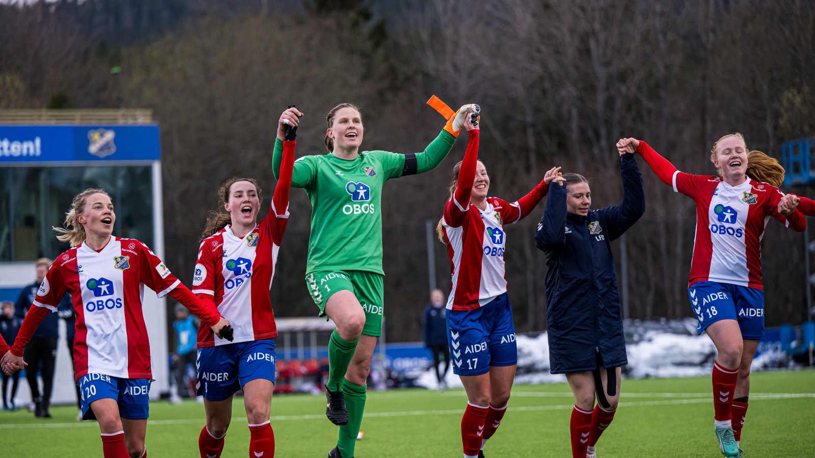 Lyn sjokkerte serieleder Vålerenga og vant Oslo-derbyet mot byrivalen. Foto: Marius Simensen / Bildbyrån