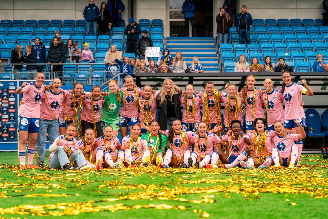 Molde feirer opprykket til Toppserien etter at de slo Haugesund i 2025.